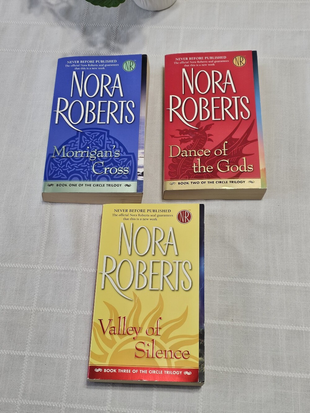 Nora Roberts The Circle Trilogy Complete 3 Book Set
